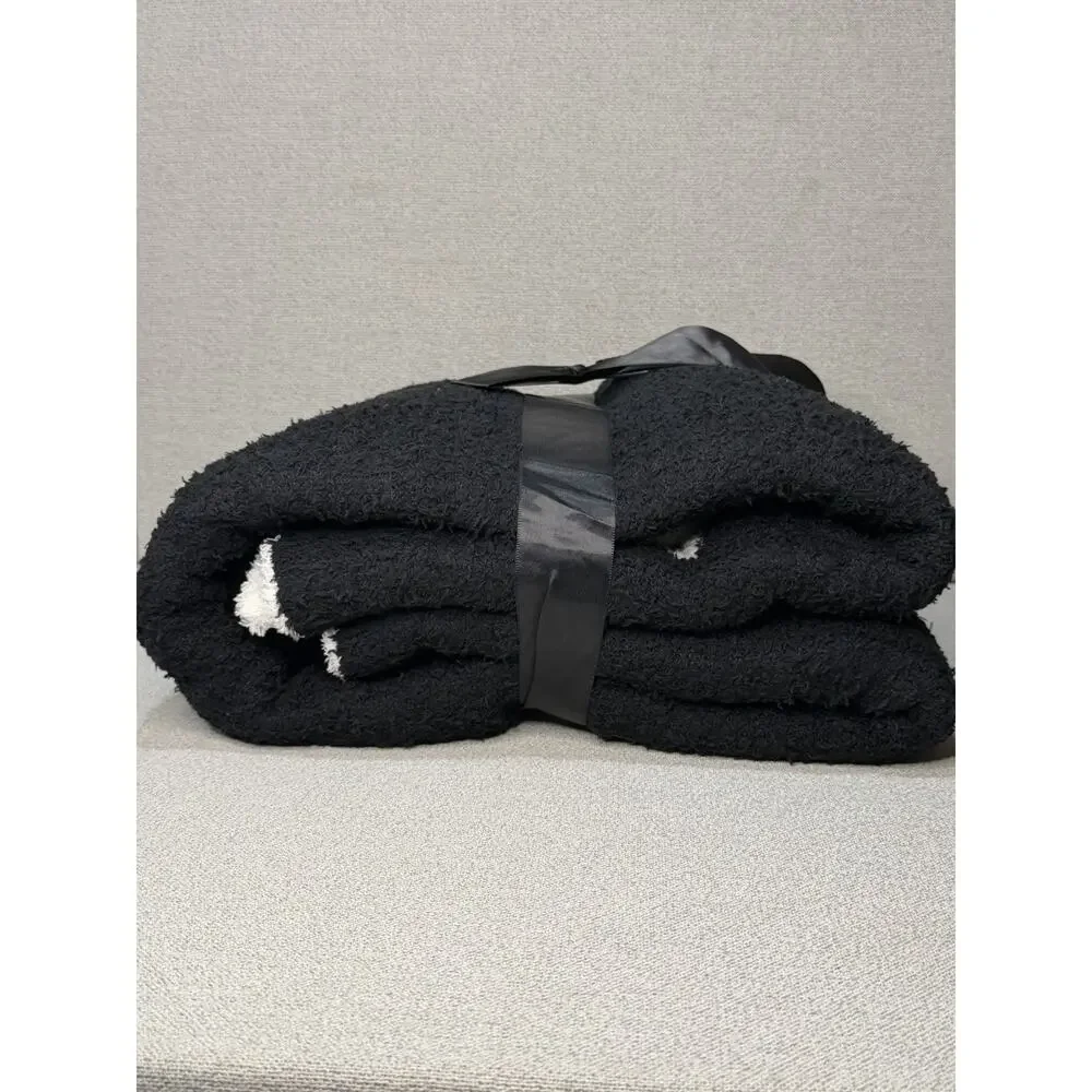 Cupcakes‎ & Cashmere Black Ghost Feather Knit Blanket Plush Throw Halloween NEW